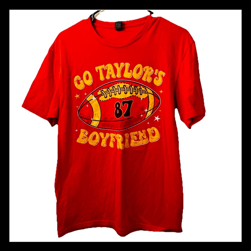 Kansas City Chiefs Gildan Red and Yellow Short Sleeve Tee with Bold Graphic